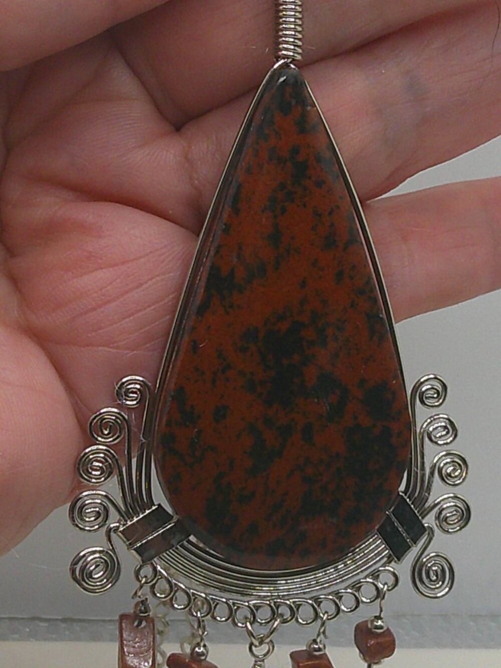 Mahogany Agate Necklace - Picture 4 of 7
